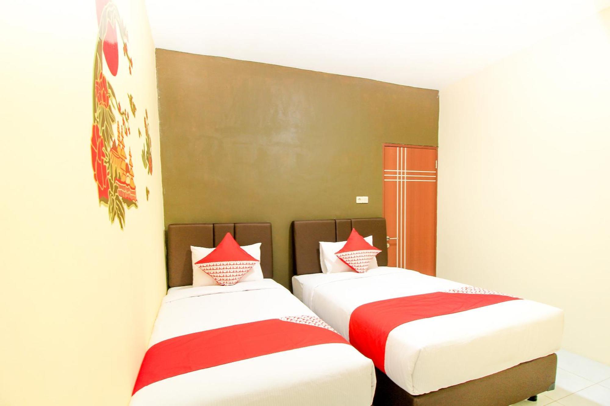 סוראבאיה Super Oyo Capital O 217 A1 Hotel מראה חיצוני תמונה