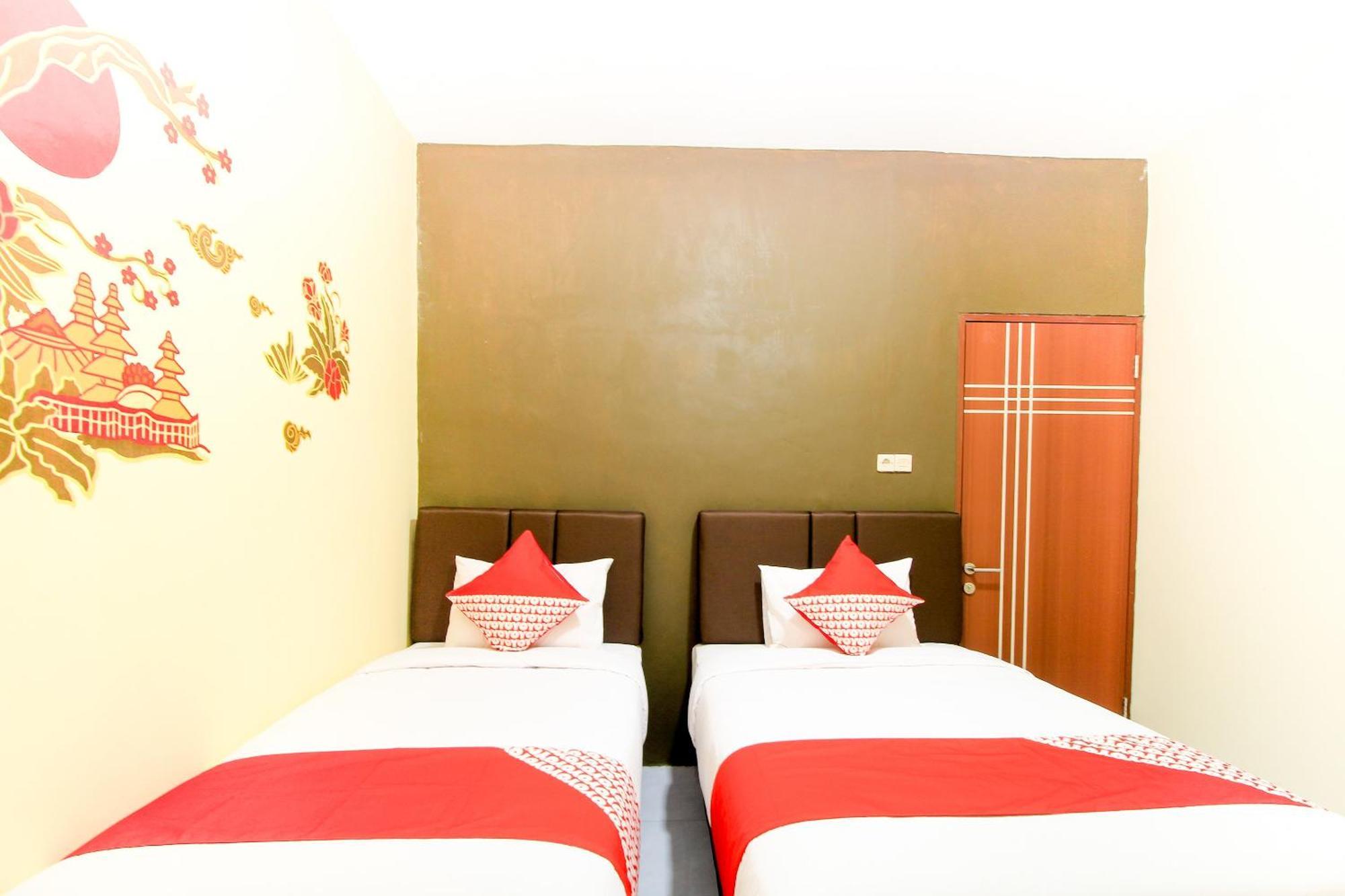 סוראבאיה Super Oyo Capital O 217 A1 Hotel מראה חיצוני תמונה
