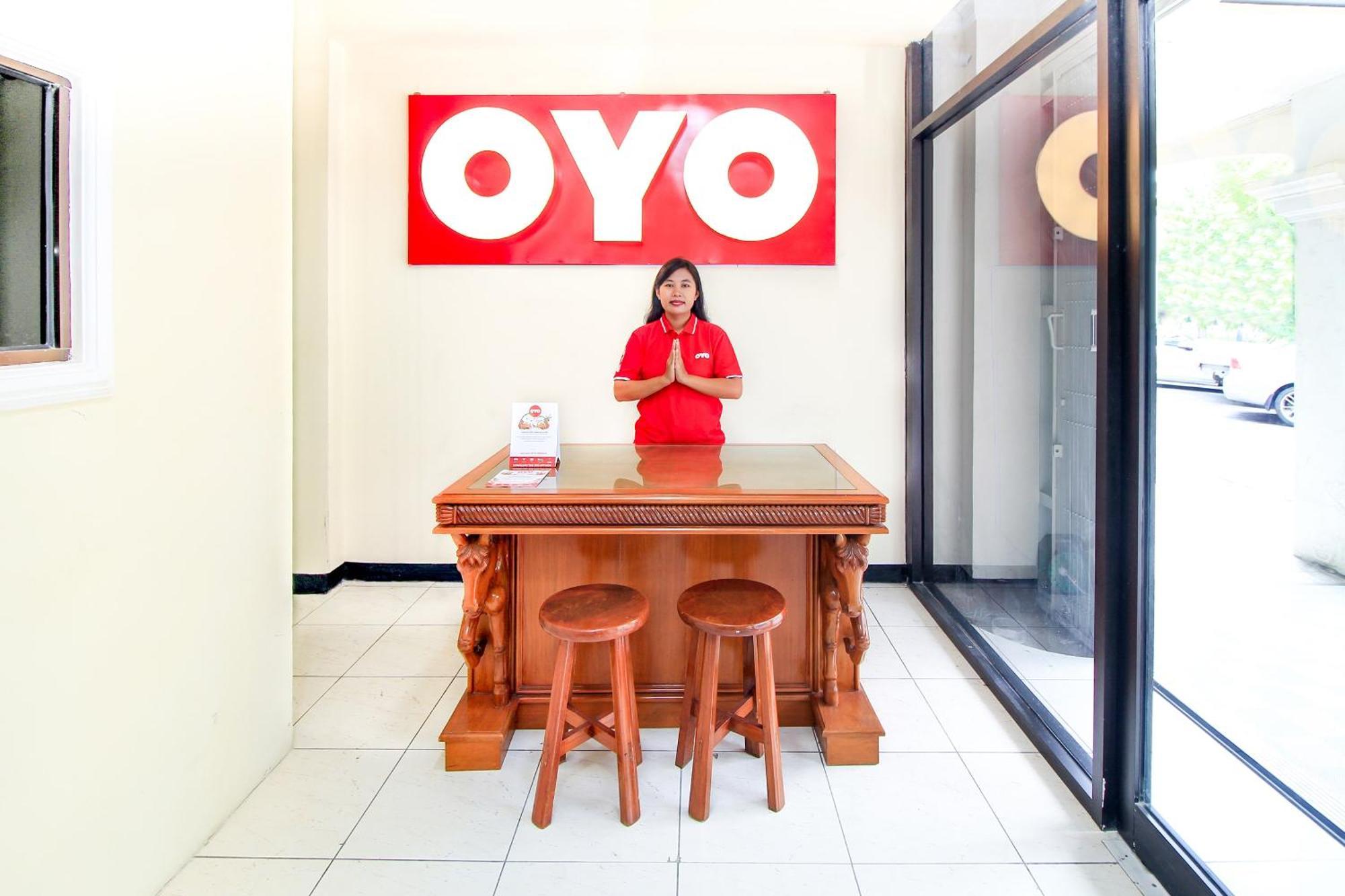 סוראבאיה Super Oyo Capital O 217 A1 Hotel מראה חיצוני תמונה