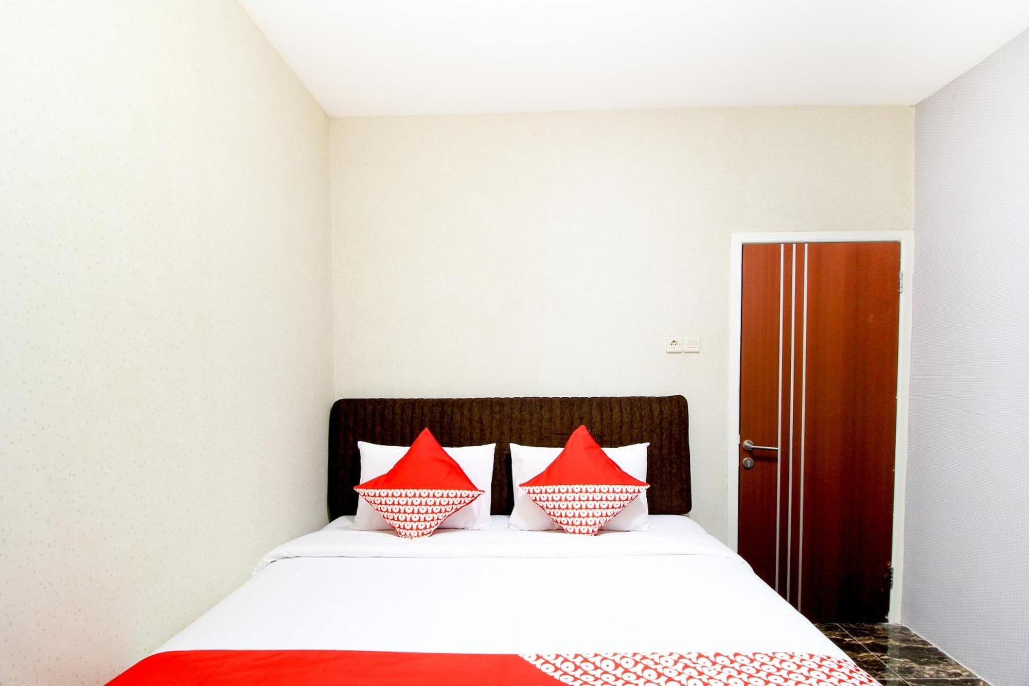 סוראבאיה Super Oyo Capital O 217 A1 Hotel מראה חיצוני תמונה